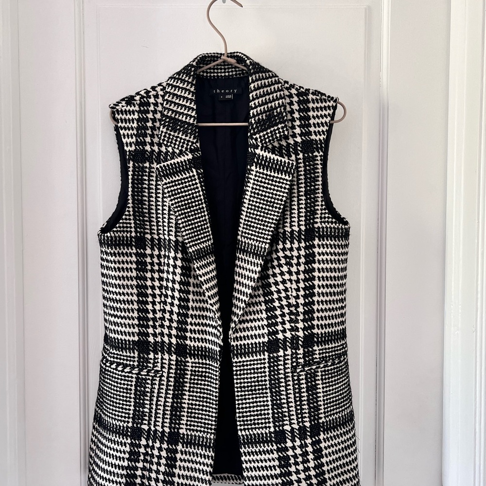Theory Black and White Checkered houndstooth Vest